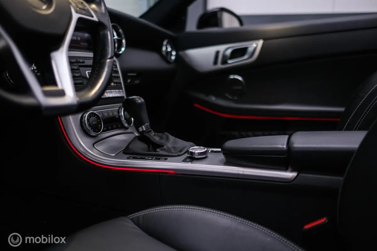 350 AMG Line 306 PK | Panorama | Airscarf | Sportonderstel | LED | Ambiance | Cruise | Navi | Zeer mooi |