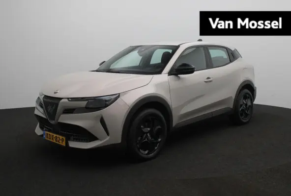 1.2 Turbo Hybrid Ibrida | Apple Carplay/Android Auto | Parkeersensoren | Climate Control | Cruise Control | Lichtmetalen Velgen |
