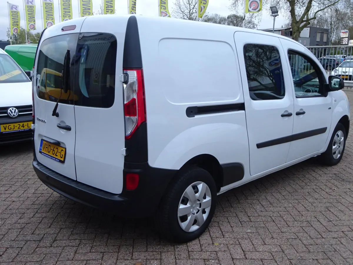 Z.E. 33 Maxi INCL KOOPACCU SOH 90% AIRCO NAVI CRUISE PDC 100 % Elektrisch