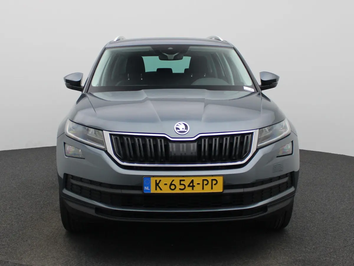 1.5 TSI Business Edition | Automaat | Navigatie | Stoel Verwarming | Stuur verwarming | DAB | Camera | Half Leder | Canton Audio | Cruise Control | Lichtmetalen Velgen |