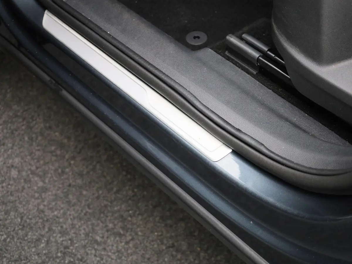 1.5 TSI Business Edition | Automaat | Navigatie | Stoel Verwarming | Stuur verwarming | DAB | Camera | Half Leder | Canton Audio | Cruise Control | Lichtmetalen Velgen |