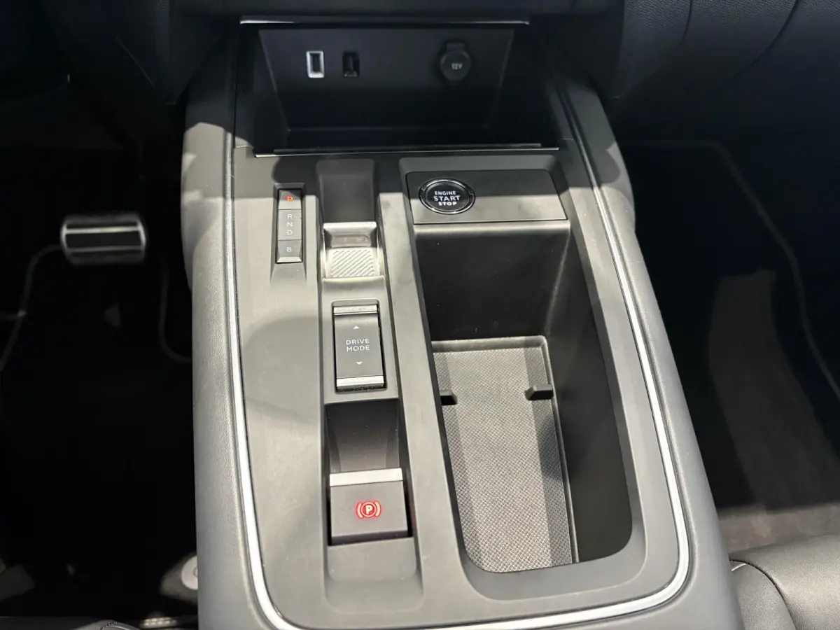 1.6 Plug-in Hybrid 225 Shine | APPLE CARPLAY & ANDROID AUTO | CAMERA | NAVI | TOT 50 KM ELEKTRISCH |