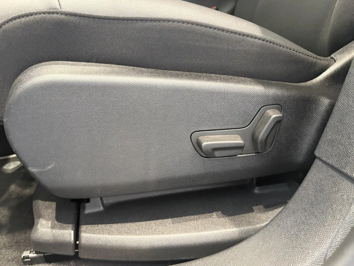 1.6 Plug-in Hybrid 225 Shine | APPLE CARPLAY & ANDROID AUTO | CAMERA | NAVI | TOT 50 KM ELEKTRISCH |