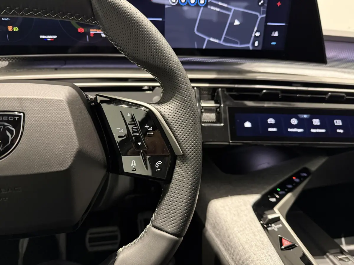 1.2 Hybrid 145 GT l NAVI | CARPLAY ANDROID AUTO | STOELVERWARMING | CAMERA l DIRECT LEVERBAAR!!!