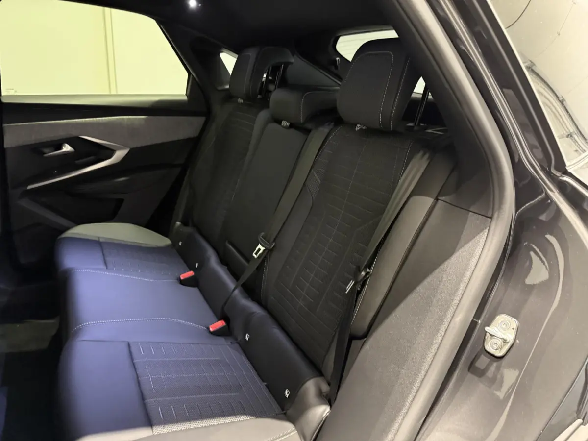 1.2 Hybrid 145 GT l NAVI | CARPLAY ANDROID AUTO | STOELVERWARMING | CAMERA l DIRECT LEVERBAAR!!!