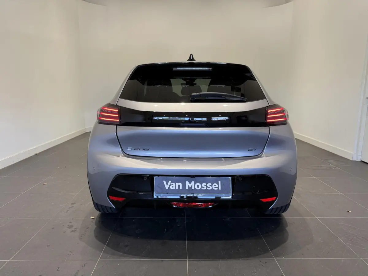 GT Stoelmassage l Stoelverwarming | Massage l Apple carplay & Android auto l Bel voor actuele KM-stand