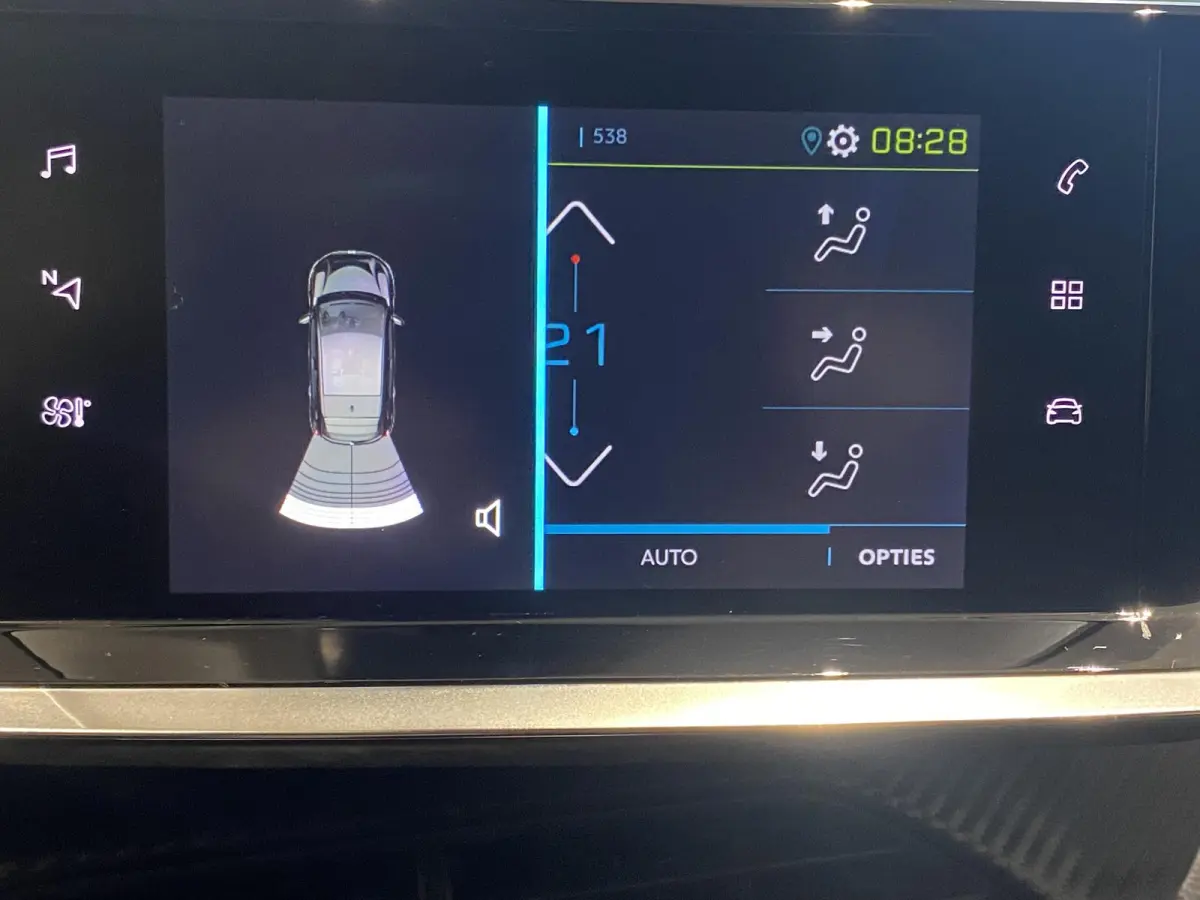 EV Active Pack 50 kWh | AUTOMAAT | CLIMATE CONTROL | CARPLAY ANDROID AUTO | SOH 99%  | PDC | LMV | 19 DKM |