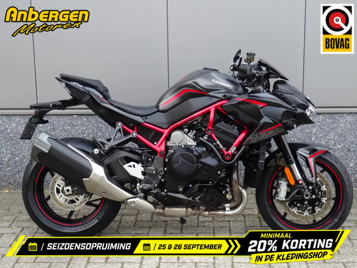 Kawasaki naked 2020 Benzine Onbekend leasen