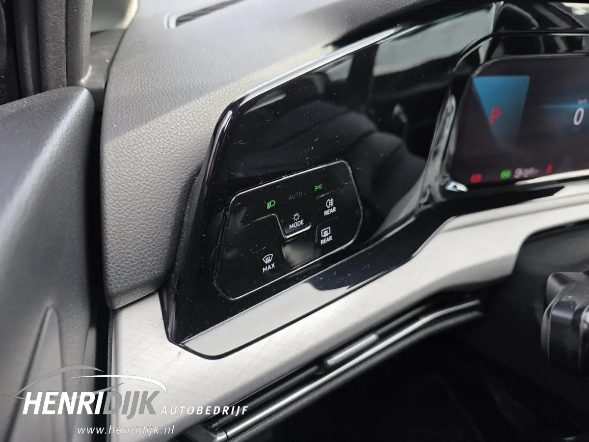 1.5 eTSI Style Automaat / Camera / Stoel & Stuur verwarming / Carplay / ACC / PDC / LMV
