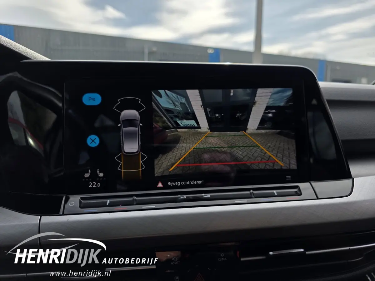 1.5 eTSI Style Automaat / Camera / Stoel & Stuur verwarming / Carplay / ACC / PDC / LMV