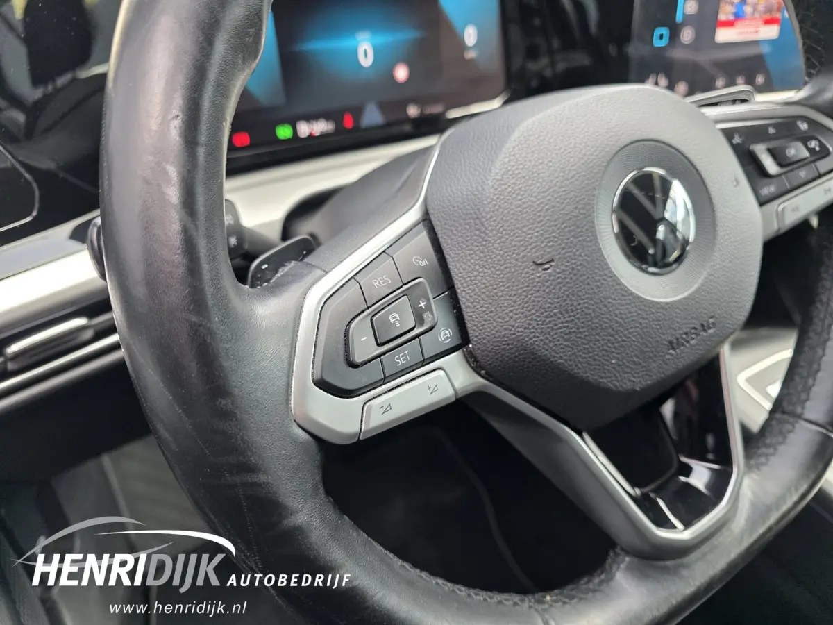 1.5 eTSI Style Automaat / Camera / Stoel & Stuur verwarming / Carplay / ACC / PDC / LMV