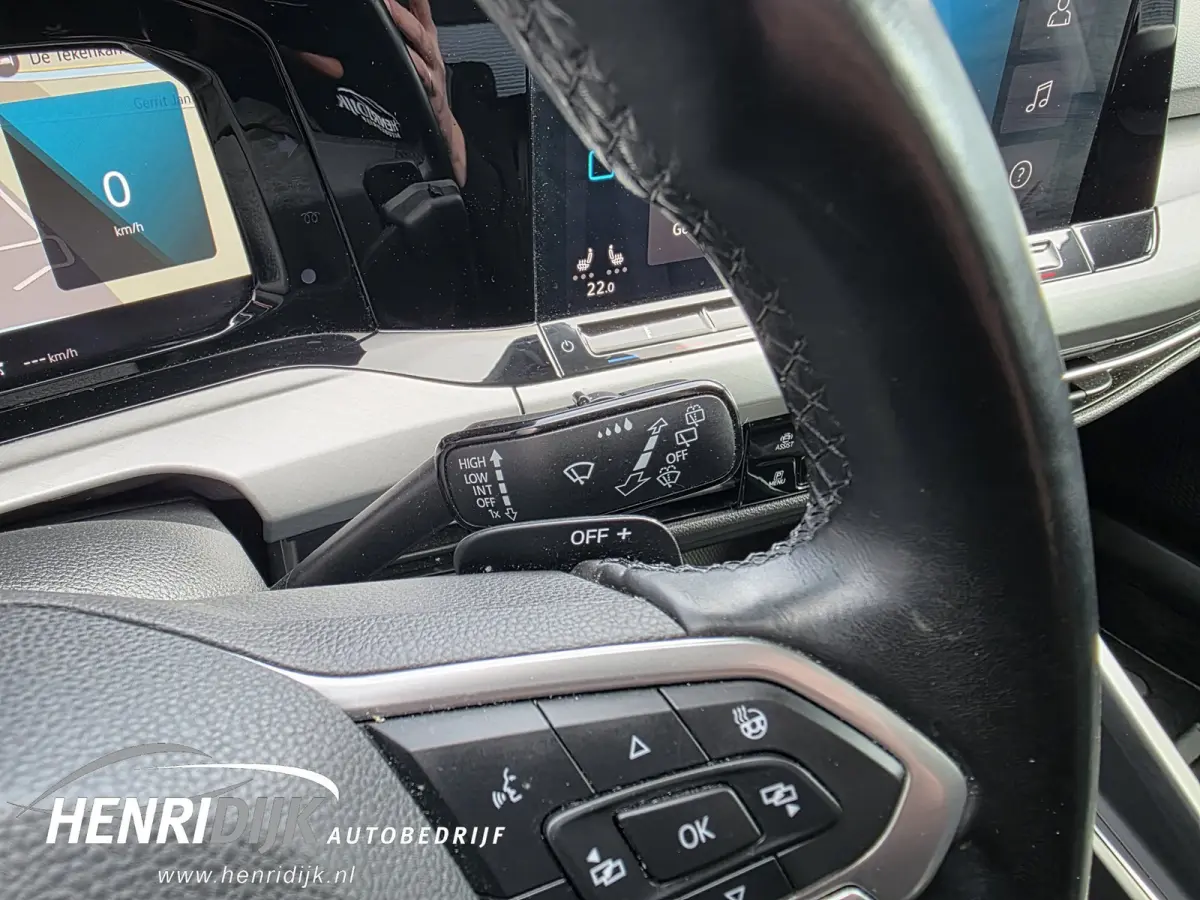 1.5 eTSI Style Automaat / Camera / Stoel & Stuur verwarming / Carplay / ACC / PDC / LMV