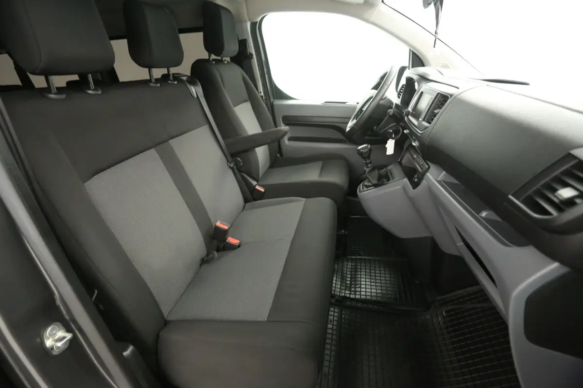 1.5 BlueHDi L3H1 | MARGE | 9 Zits | Incl. BPM | Airco | Cruise | Carplay | Trekhaak | 2xSchuifdeur | Parkeersens.