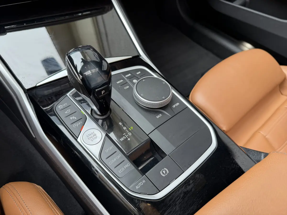 M340i xDrive High Executive Msport Laser Led Dealeronderhouden Schuif/kantel dak Trekhaak