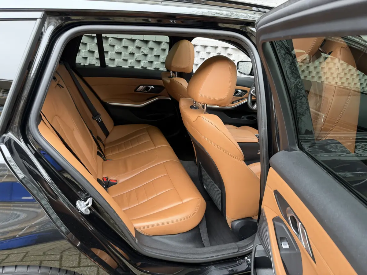 M340i xDrive High Executive Msport Laser Led Dealeronderhouden Schuif/kantel dak Trekhaak