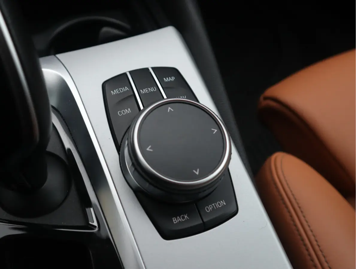 520i High Executive Edition Trekhaak/ Stoelverw. / Leder / Voorzien van 2 jaar Apk