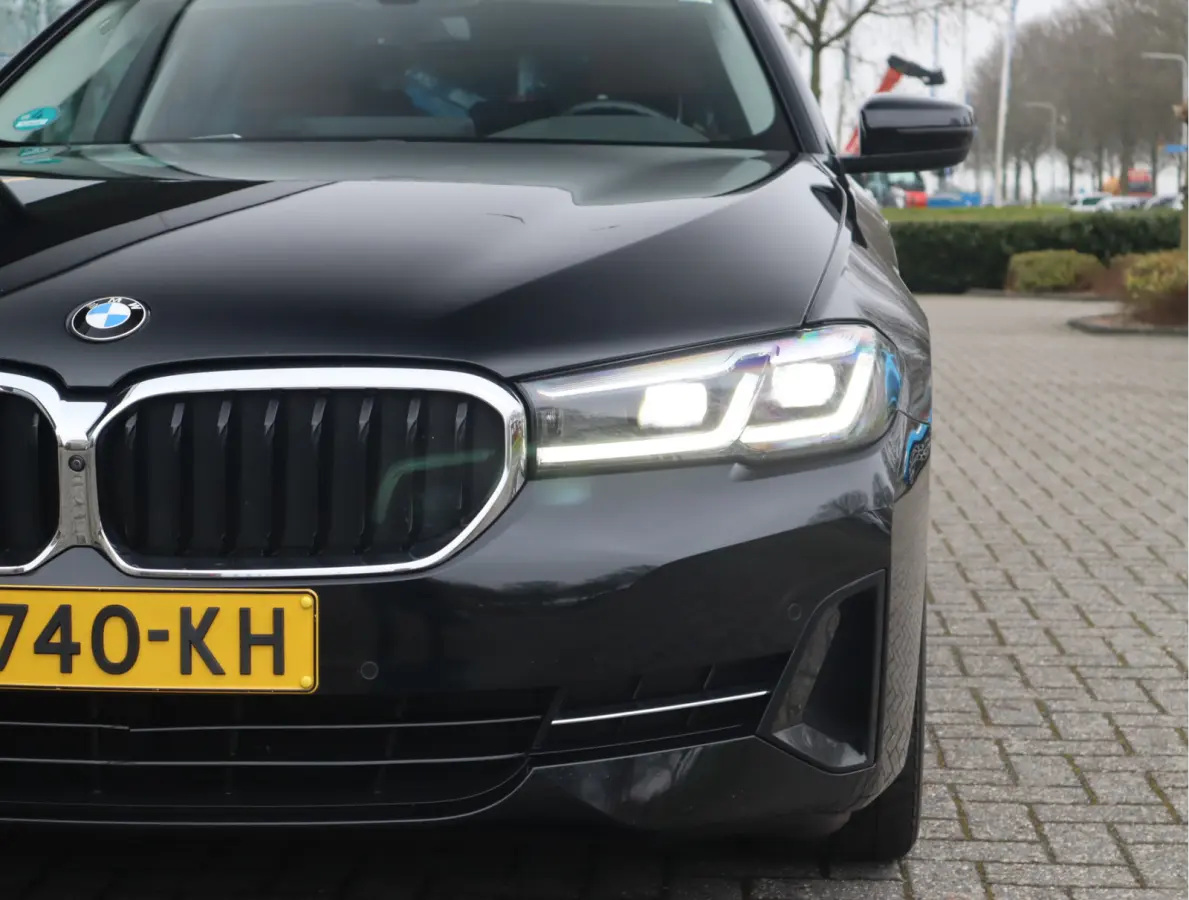 520i High Executive Edition Trekhaak/ Stoelverw. / Leder / Voorzien van 2 jaar Apk