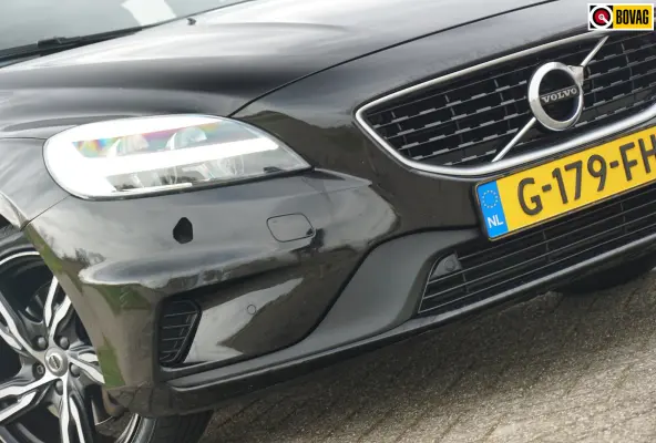 1.5 T3 R-Design - Onyx Black - Full Led/Alcantara/Camera/Mirrorscreen