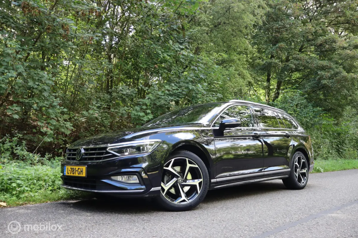 1.5 TSI R-Line Business + | PANO |