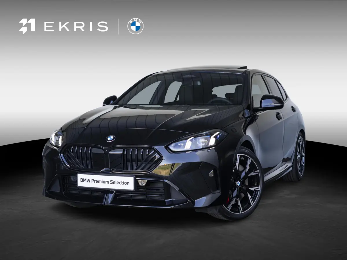 120 | 	M Sportpakket Pro | Premium Pack | Stuurwielrand verwarmd | Comfort Access | Achteruitrijcamera | Panoramadak | Stoelverwarming | Harman-Kardon | 19''