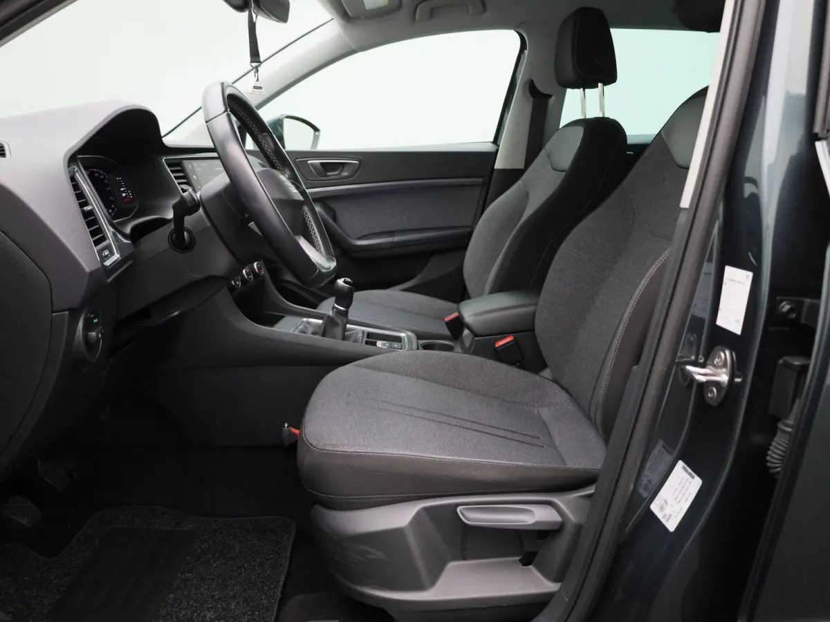 1.5 TSI Style Business Intense | Navigatie | Apple Carplay / Android Auto | Stoel/Stuur verwarming | Achteruitrijcamera | Cruise Control | Climate Control | Lichtmetalen Velgen | Trekhaak