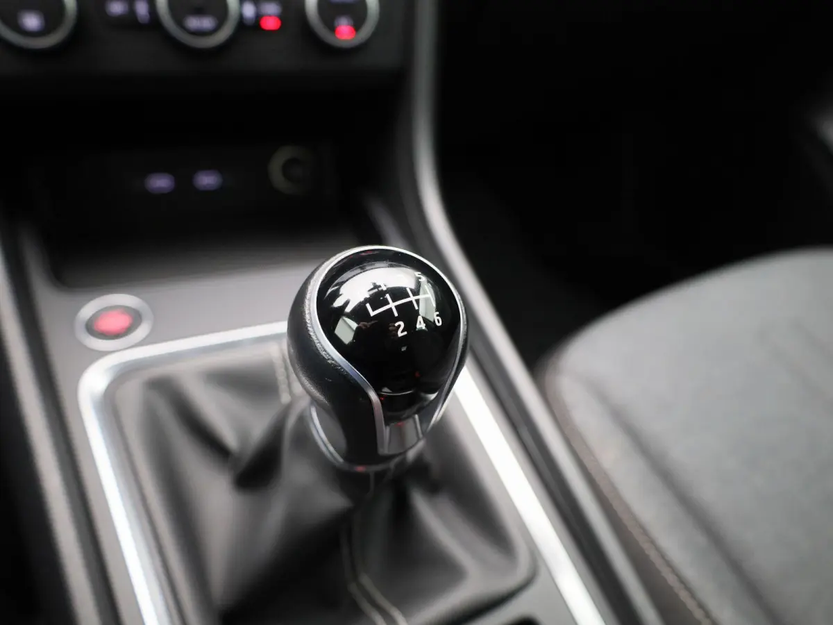 1.5 TSI Style Business Intense | Navigatie | Apple Carplay / Android Auto | Stoel/Stuur verwarming | Achteruitrijcamera | Cruise Control | Climate Control | Lichtmetalen Velgen | Trekhaak