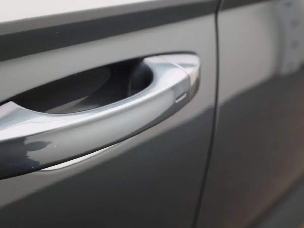 1.5 TSI Style Business Intense | Navigatie | Apple Carplay / Android Auto | Stoel/Stuur verwarming | Achteruitrijcamera | Cruise Control | Climate Control | Lichtmetalen Velgen | Trekhaak