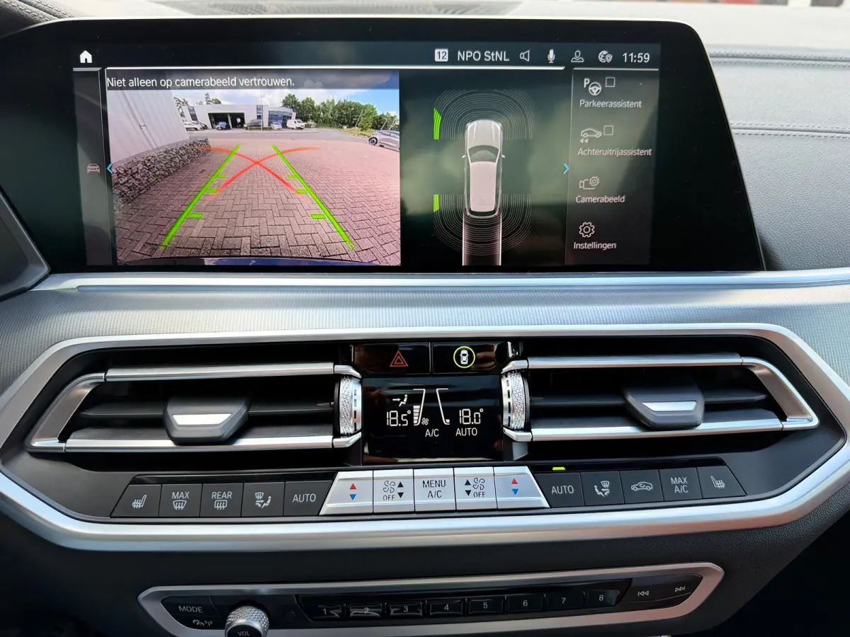 X-Drive 45e M-Sport -50 Jaar Edition Panoramadak Luchtvering 22"Lm Org-Ned Dealer Auto