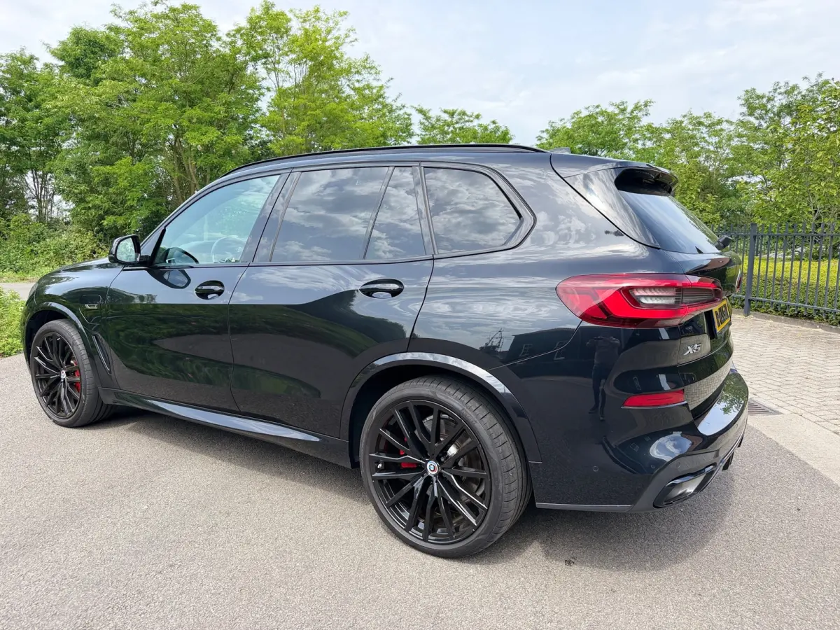 X-Drive 45e M-Sport -50 Jaar Edition Panoramadak Luchtvering 22"Lm Org-Ned Dealer Auto