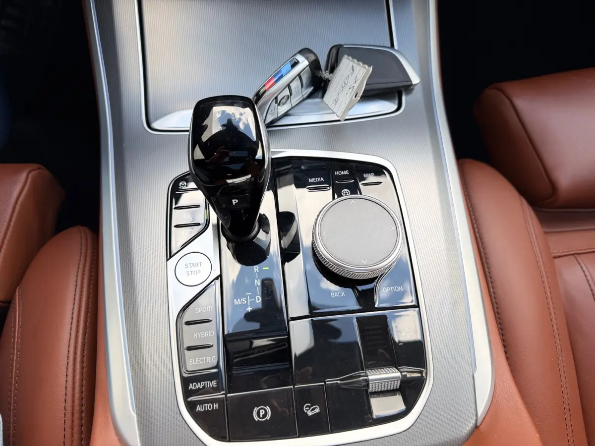 X-Drive 45e M-Sport -50 Jaar Edition Panoramadak Luchtvering 22"Lm Org-Ned Dealer Auto