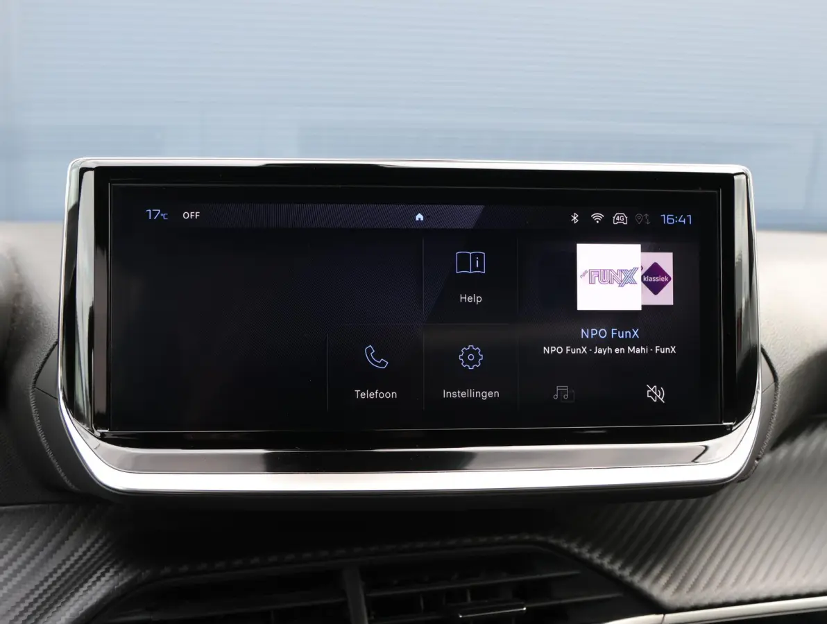 1.2 PureTech 100 Allure 1ste eigenaar | Climate Control | Parkeersensoren V+A | LED | 17" LMV | Navigatie via Apple Carplay & Android Auto
