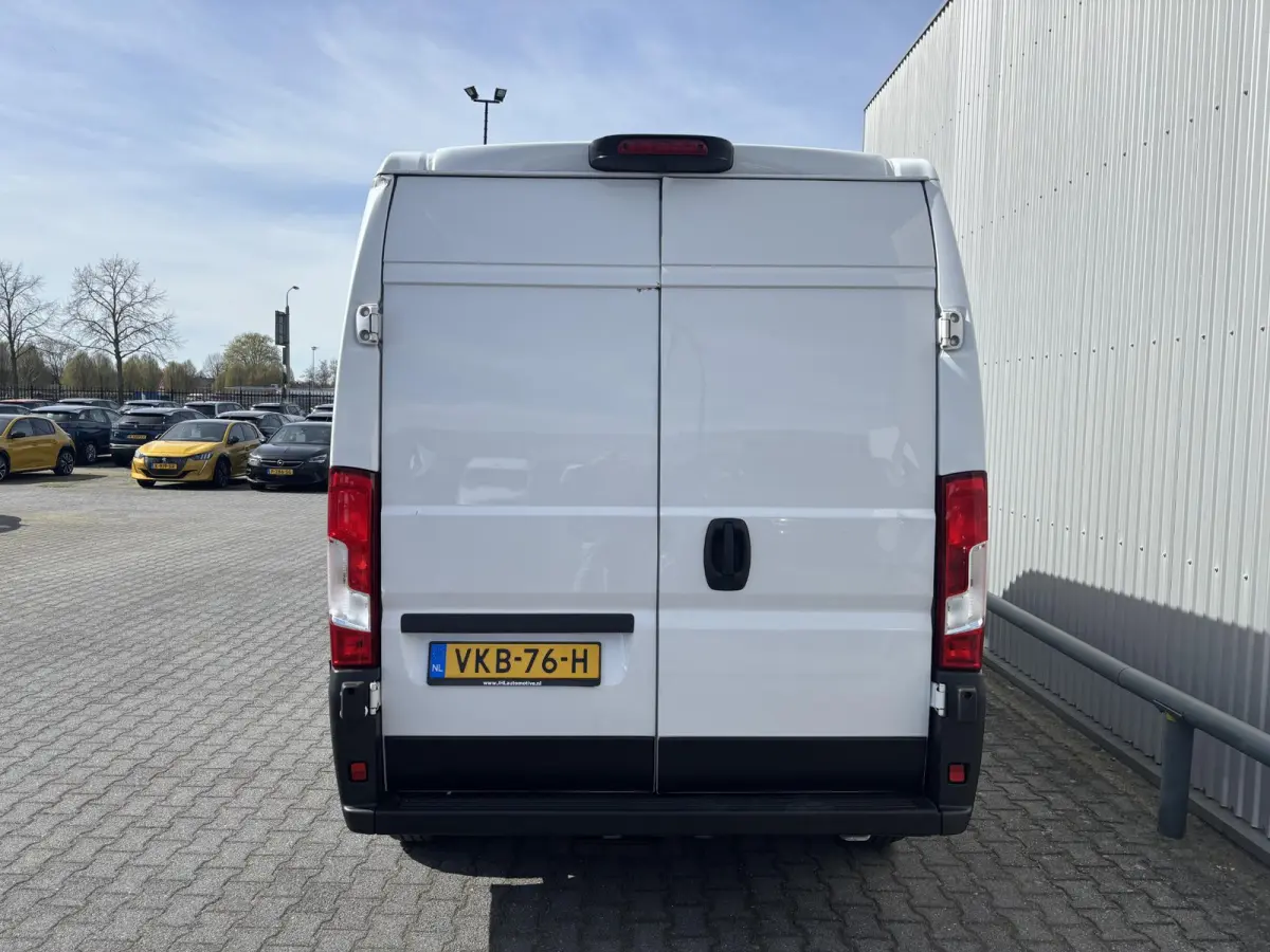 2.3 L2H2*AUTOM.*KOELAUTO*DAG/NACHT*ECC*CRUISE*3PER