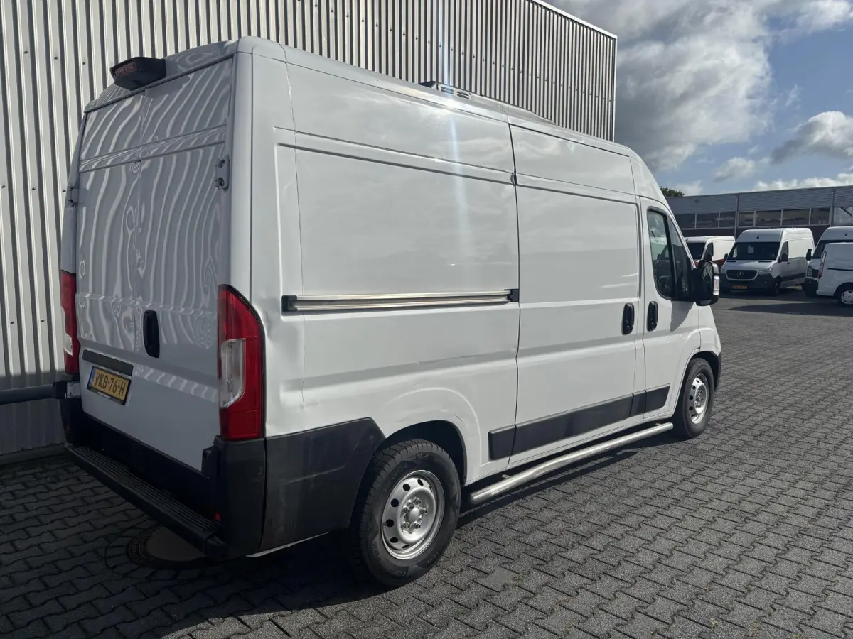 2.3 L2H2*AUTOM.*KOELAUTO*DAG/NACHT*ECC*CRUISE*3PER
