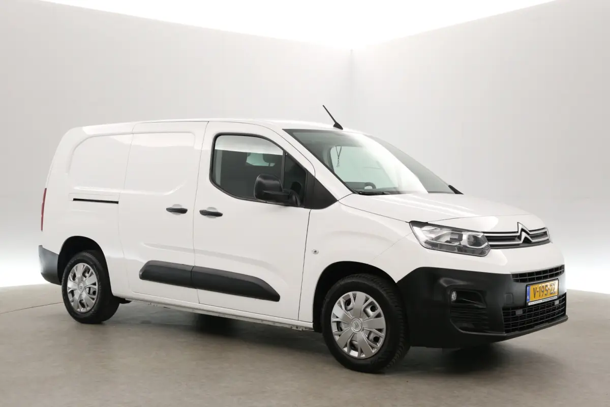 1.5 BlueHDI L2 102PK | Airco | Camera | Cruise | Trekhaak | Carplay | Navi