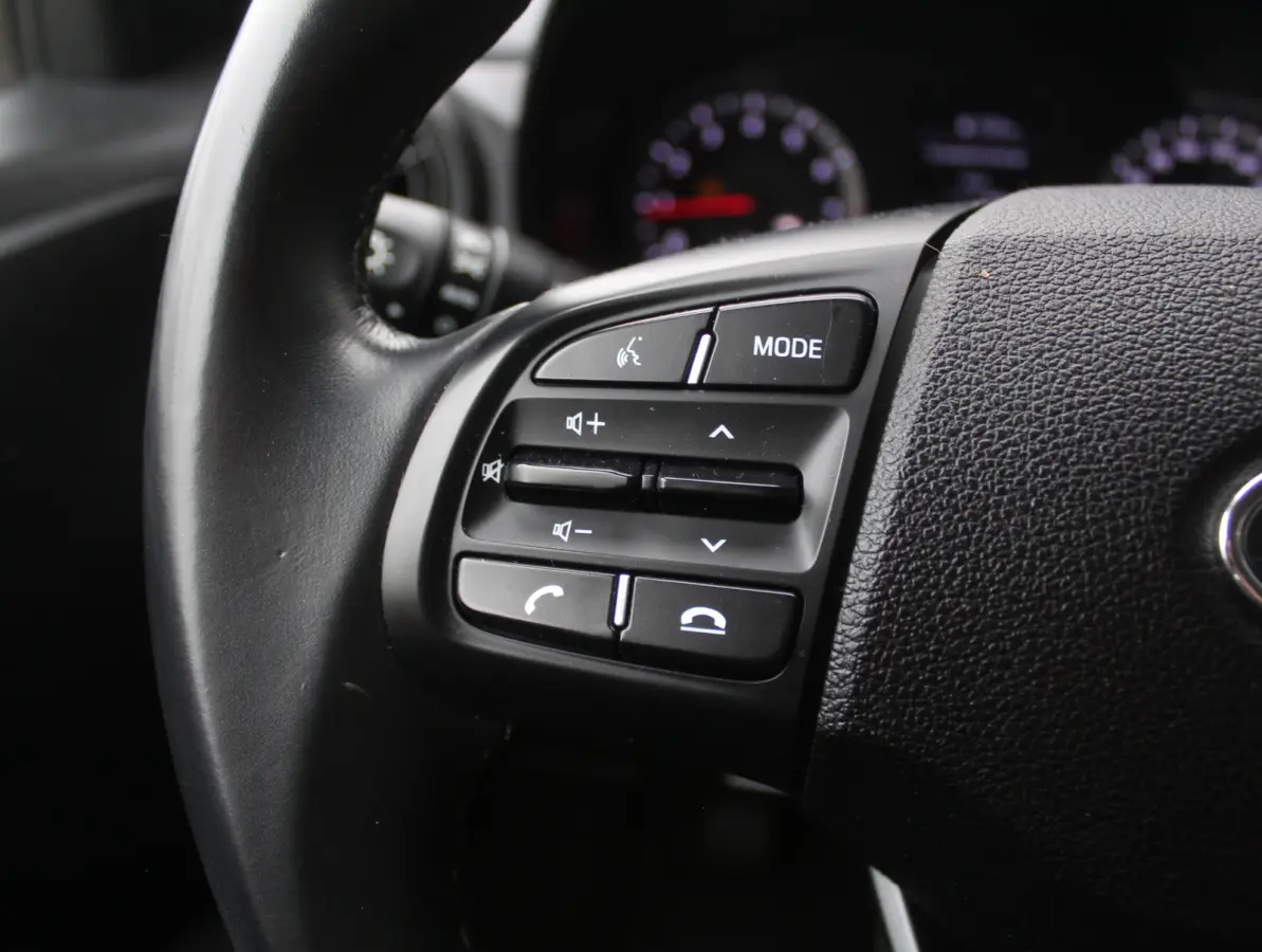 1.0 Comfort AIRCO | CRUISE | LED | DAB | CARPLAY | CV | ELRM | STB