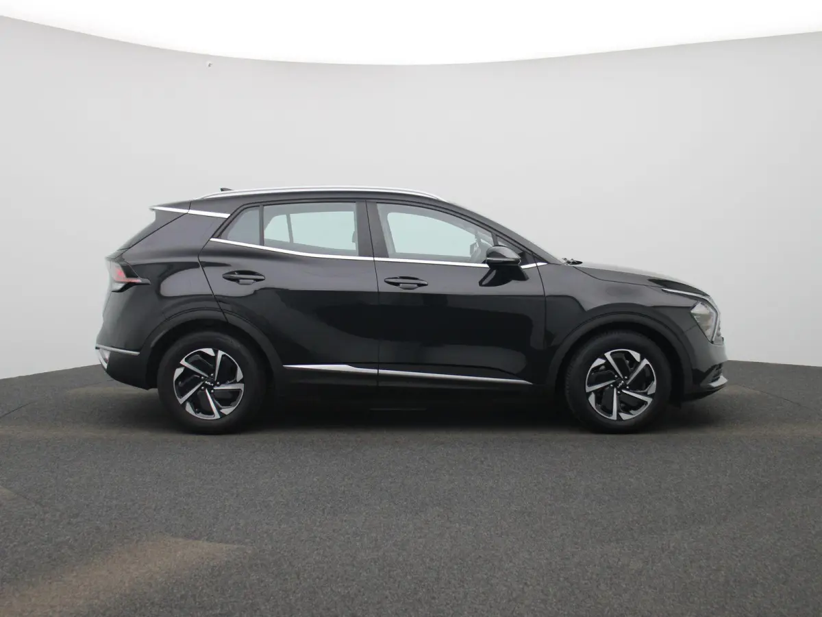 1.6 T-GDi MHEV DynamicLine | Apple Carplay / Android Auto | Trekhaak | Achteruitrijcamera | Climate Control | Virtual Cockpit | Cruise Control | Parkeersensoren | Lichtmetalen Velgen |