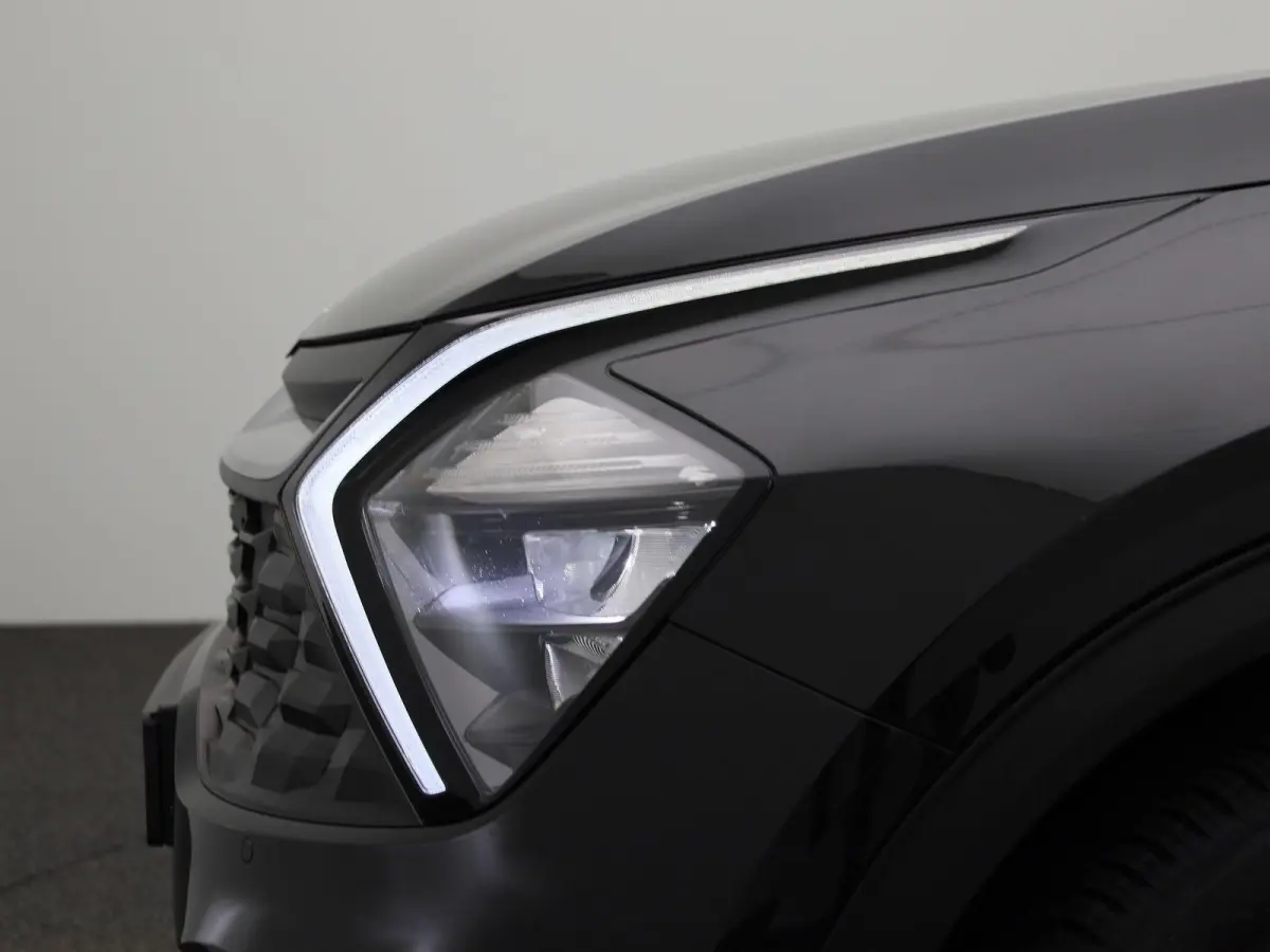 1.6 T-GDi MHEV DynamicLine | Apple Carplay / Android Auto | Trekhaak | Achteruitrijcamera | Climate Control | Virtual Cockpit | Cruise Control | Parkeersensoren | Lichtmetalen Velgen |