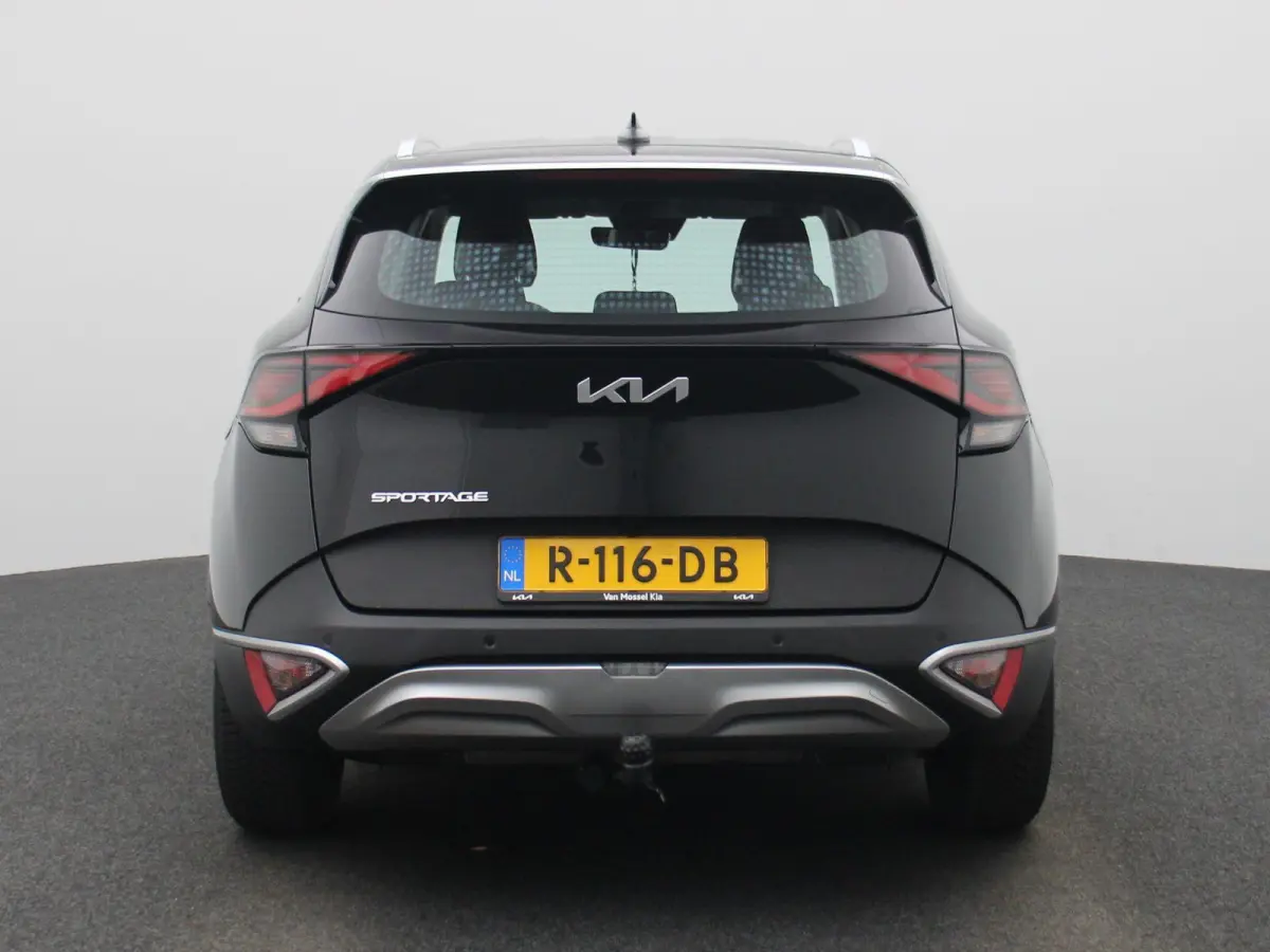 1.6 T-GDi MHEV DynamicLine | Apple Carplay / Android Auto | Trekhaak | Achteruitrijcamera | Climate Control | Virtual Cockpit | Cruise Control | Parkeersensoren | Lichtmetalen Velgen |