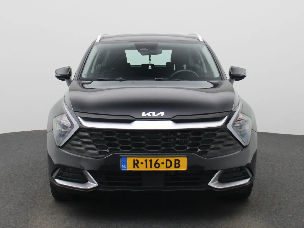 1.6 T-GDi MHEV DynamicLine | Apple Carplay / Android Auto | Trekhaak | Achteruitrijcamera | Climate Control | Virtual Cockpit | Cruise Control | Parkeersensoren | Lichtmetalen Velgen |