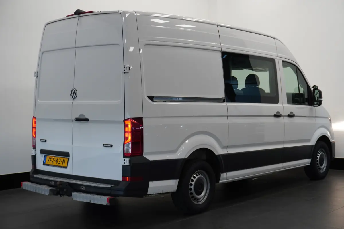2.0 TDI 177PK L3H3 Dubbele Cabine EURO 6 - Airco - Navi - Cruise - € 20.950,- Excl.