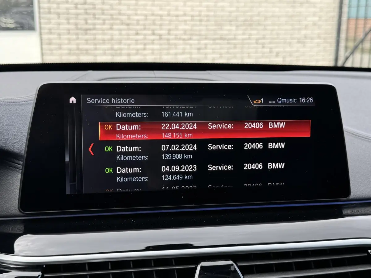 520i High Executive Edition Virtualcockpit/Leer/LED/Camera/Stoelverwarming/Trekhaak