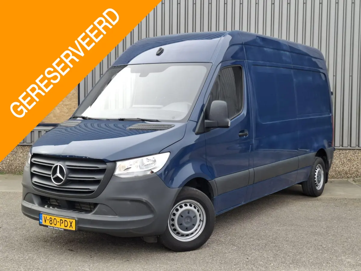 311 2.2 CDI L2H2 AIRCO / CAMERA / 3 ZITS / DEALER ONDERHOUDEN / NAVI