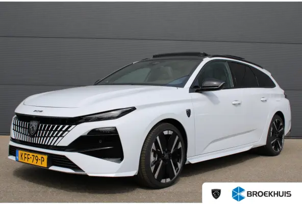 1.6 Plug-in Hybrid 195 GT | Automaat | Navigatie | Camera | Panorama/schuifdak | Focal | Nieuw model | Apple carplay |