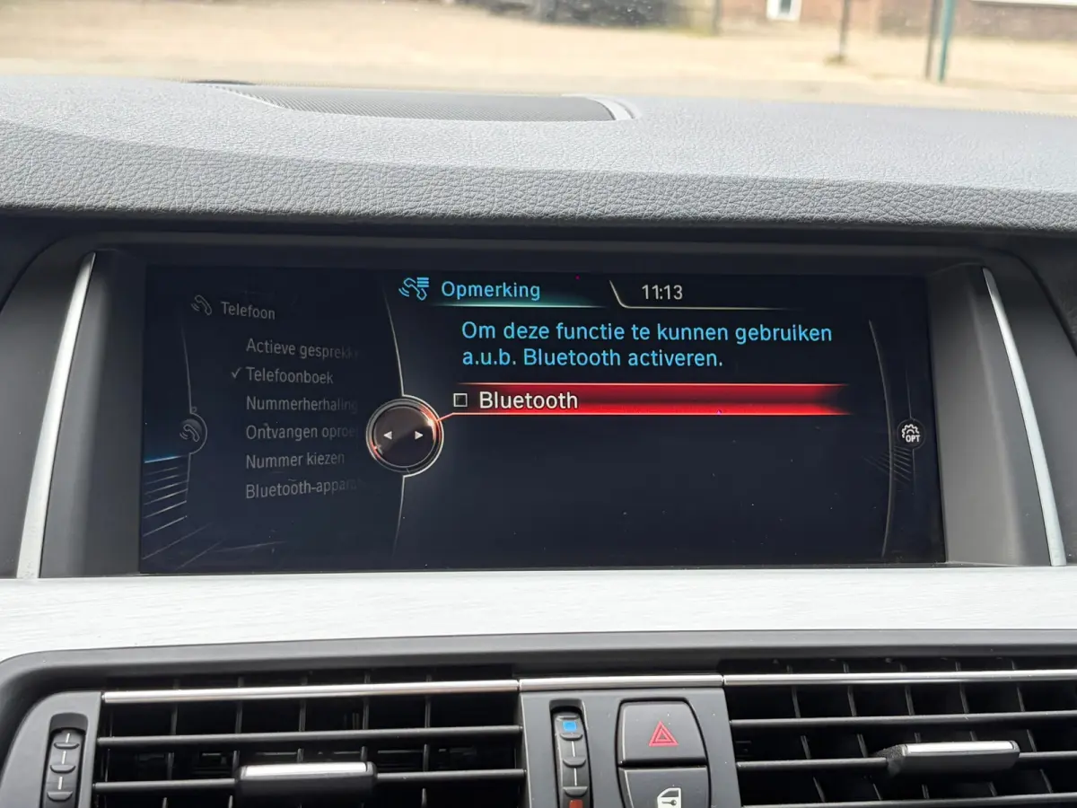 520i High Executive,Panoramadak,Stoelverwarming,Navigatie,19 Inch L.M. Velgen