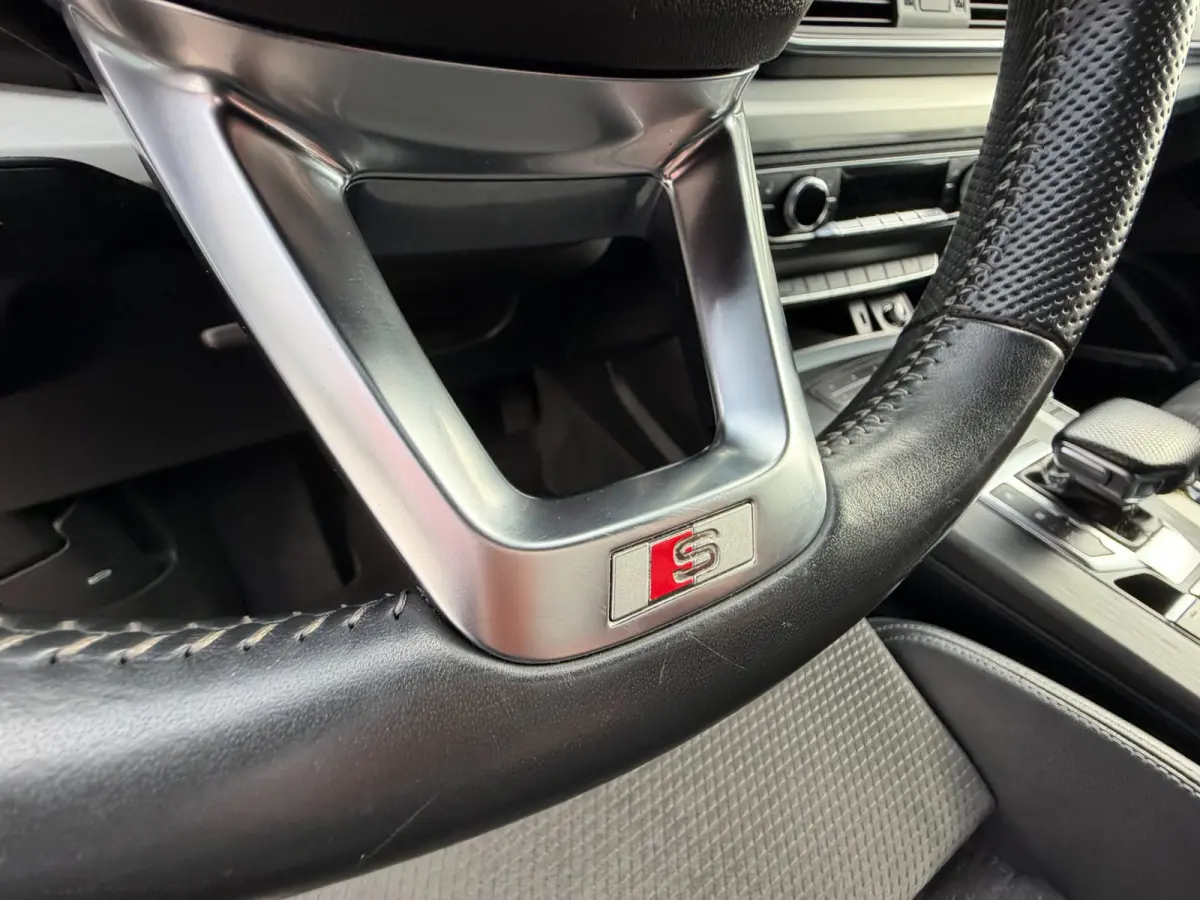 55 TFSI e quattro Competition S-Line / 367PK / Luchtvering / SOH 90,5% / B&O / Trekhaak