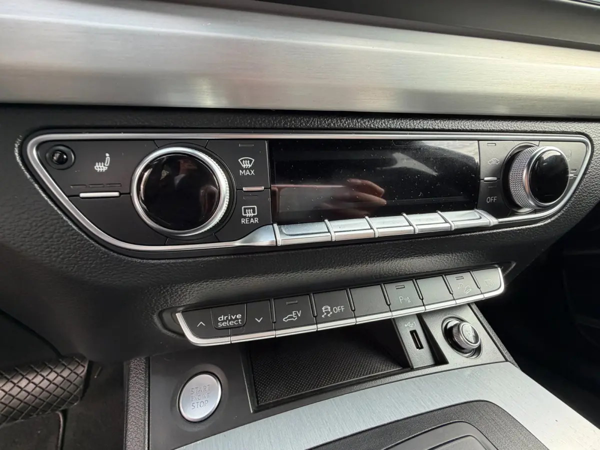 55 TFSI e quattro Competition S-Line / 367PK / Luchtvering / SOH 90,5% / B&O / Trekhaak