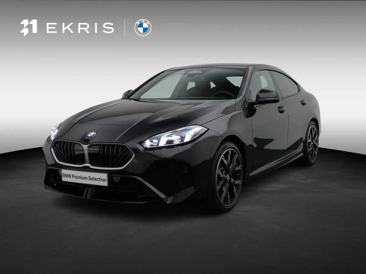 220 M Sportpakket | Driving Assistant Plus | Stuurwielverwarming | 19"