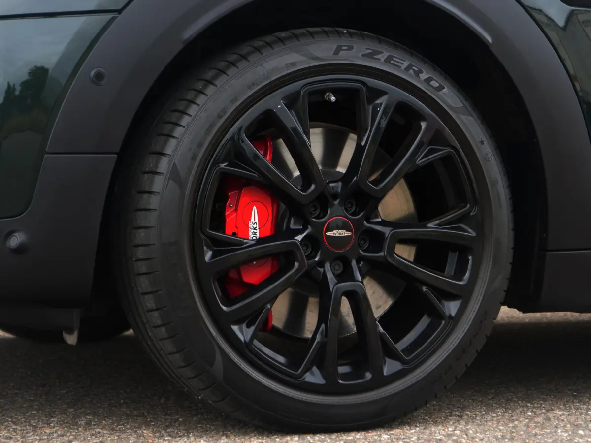 Mini 2.0 John Cooper Works ALL4 Chili | panorama | harman&kardon | keyless go&entry..