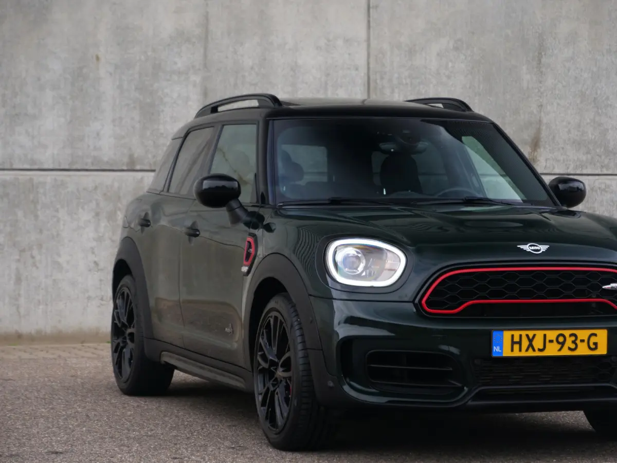 Mini 2.0 John Cooper Works ALL4 Chili | panorama | harman&kardon | keyless go&entry..