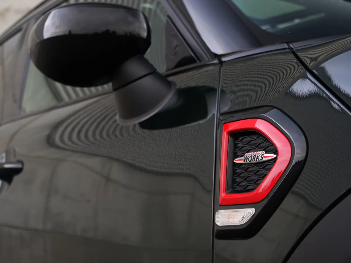 Mini 2.0 John Cooper Works ALL4 Chili | panorama | harman&kardon | keyless go&entry..
